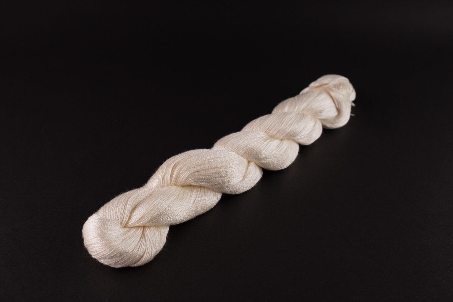 Příze Silk 22 - celek přadena