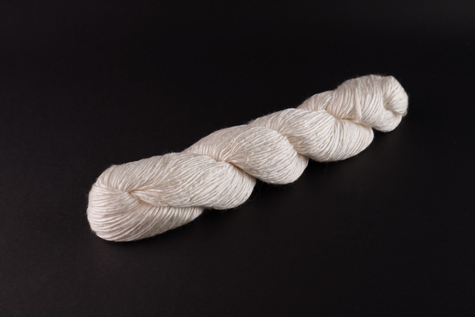 Příze Silk Icelandic - celek přadena