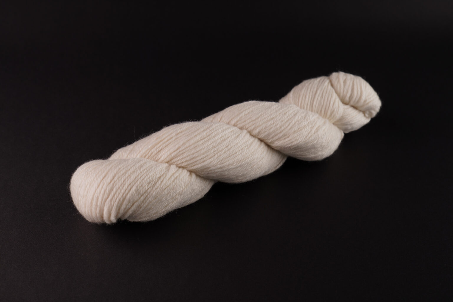 Příze Cashmere DK - celek přadena