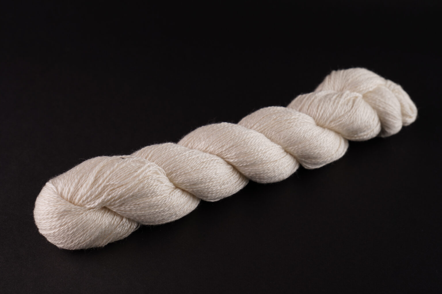 Příze Silky Cashmere Lace - celek přadena
