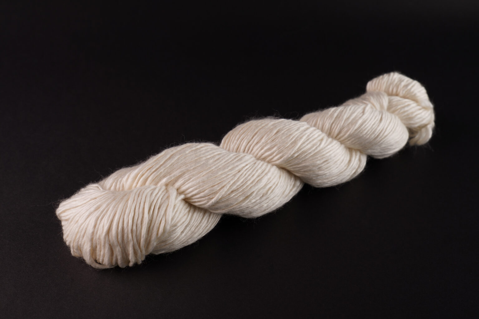 Příze Silky Merino Icelandic - celek přadena